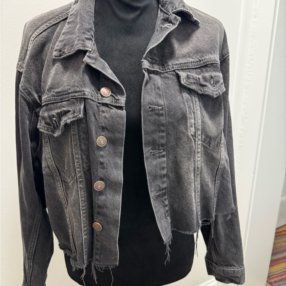 We The Free Charcoal Jean Jacket size XS - Picture 1 of 3